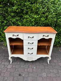 Credenza artigianale