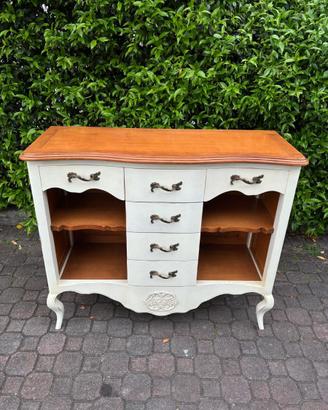 Credenza artigianale
