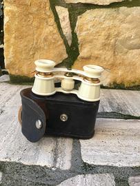 Binocolo teatrale fabbricazione sovietica