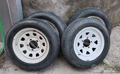 4 Gomme + Cerchioni 185/75R16C