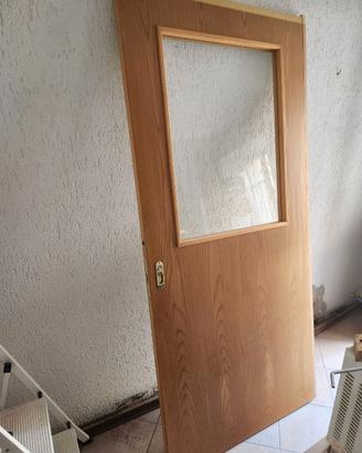 porta scorrevole in legno massiccio 