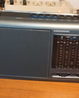 Radio Grundig Concerto Boy 235