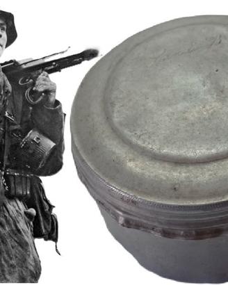 WEHRMACHT BOX IN ALLUMINIO CON NOME E SIGILLO WW2