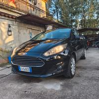 Ford Fiesta Titanium benzina GPL anno 2015 