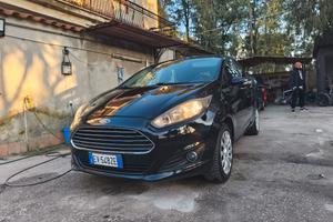 Ford Fiesta Titanium benzina GPL anno 2015 