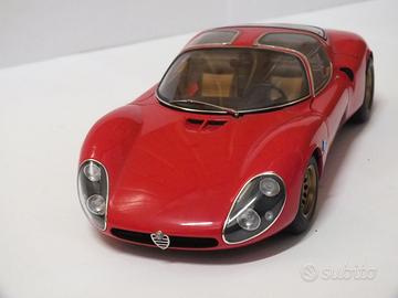 Alfa Romeo 33 Stradale AUTOａｒｔ1/18 Alfa Romeo 33 Stradale Czerwony AUTOart 1/18 - Model Klasyczny