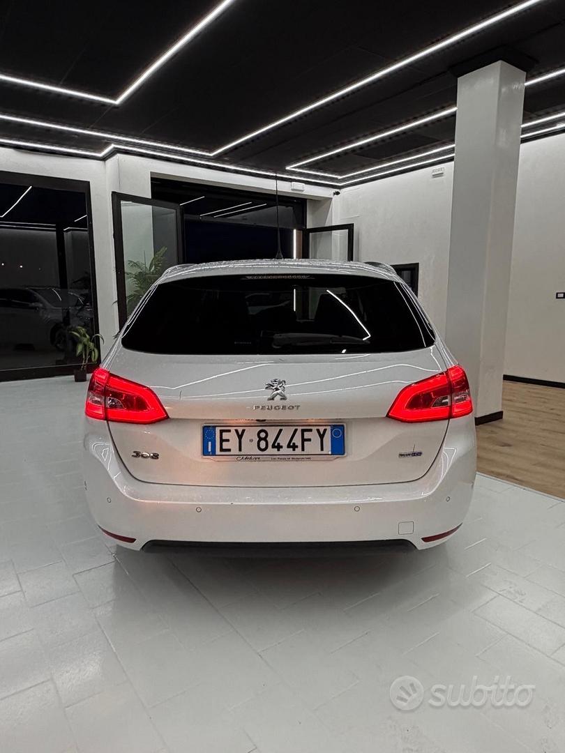 Peugeot 308 2016 photo 2
