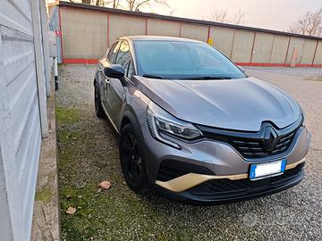 Renault Captur full Hybrid pari al nuovo, full opt