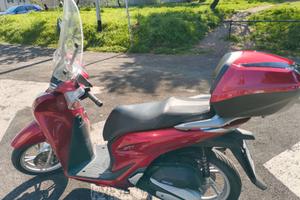 Honda SH150i ABS Start&Stop "soli 12300 km"