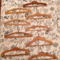 Stampelle per abiti vintage