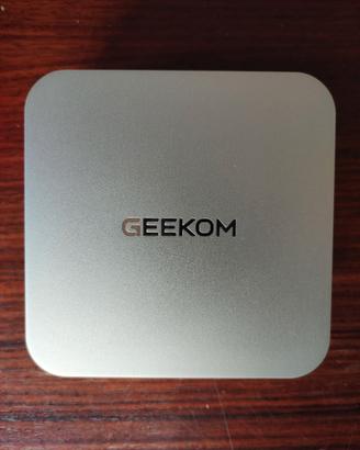 GEEKOM A6 Mini PC - AMD Ryzen 7 6800 (IN GARANZIA)