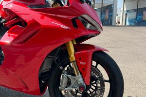 Ducati Supersport 950s