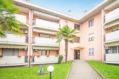 4 LOCALI A GARBAGNATE MILANESE