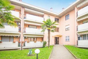 4 LOCALI A GARBAGNATE MILANESE