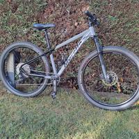 MTB DA DONNA 29" MORELLO 