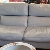 DIVANO IN PELLE FRAU