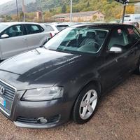 Audi A3 1.6 TDI 105 CV CR Attraction