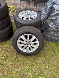 Cerchi in lega Volkswagen + gomme invernali