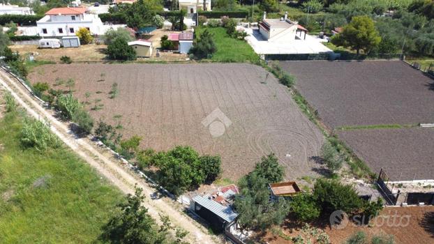 TER. AGRICOLO A VIESTE