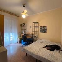 Camera matrimoniale con balcone