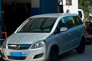 Ricambi Opel Zafira B 1600 cc 110 Kw 150 Cv  2011