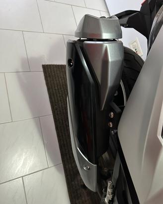 Terminale originale ak 550 come nuovo..