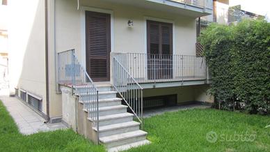 Villa a Tremestieri Etneo