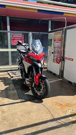 Ducati Multistrada V4s travel e radar