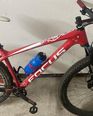 Mountain Bike Focus Raven Max 29"