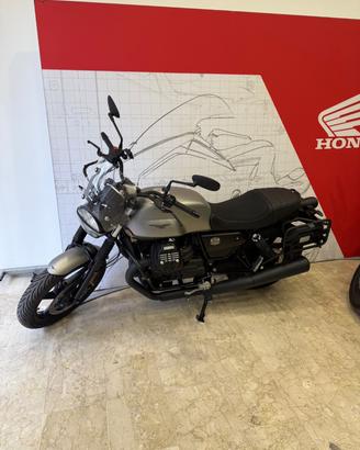 Moto Guzzi V7