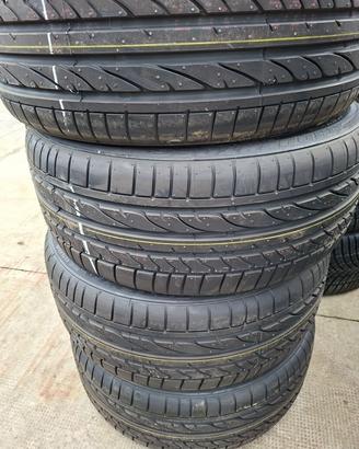 245/40/19 brigestone nuove 4 pezzi