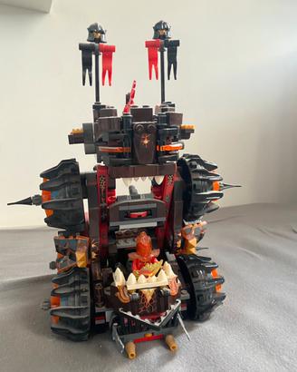 Nexo Knights macchina d’assedio del generale Magma