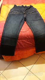 Pantaloni premaman