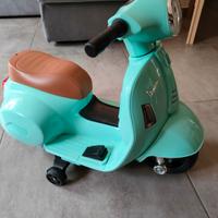 vespa elettrica cavalcabile