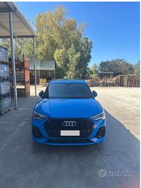 Audi q3 2.0 tdi S line edition s-tronic