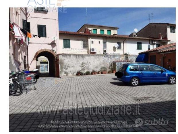 Box/Posto auto Livorno [A4287908]