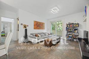 Appartamento di 150 m² con 4 locali e box auto a C