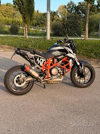 KTM Duke 690 R