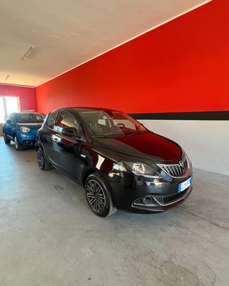Lancia Ypsilon 1.0 FireFly 5 porte S&S Hybrid Ecoc