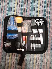 Kit di strumenti per orologi.