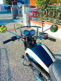 Triumph bonneville 