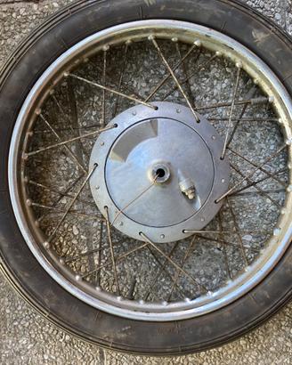 Ruota completa Ducati  e marmitta Ducati Scrambler
