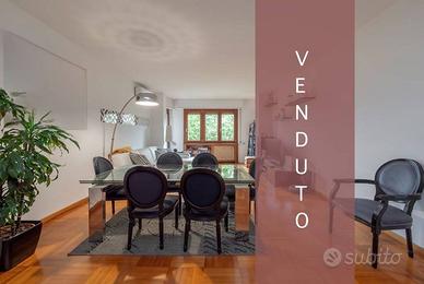 Appartamento di 115 m² con 3 locali a Milano