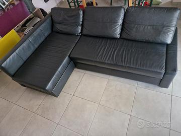DIVANO-LETTO IN ECOPELLE NERA