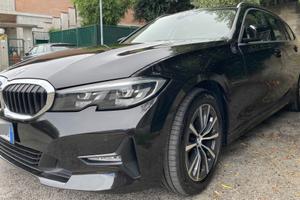BMW 320d 48V Touring Business Advantage 2020