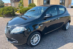 Lancia Ypsilon 1.2 69 CV 5 porte GPL Ecochic Gold