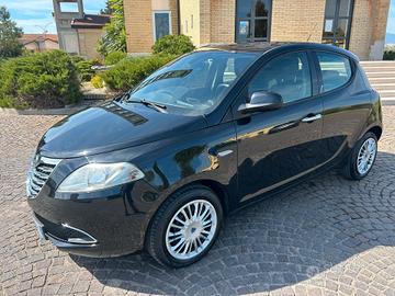 Lancia Ypsilon 1.2 69 CV 5 porte GPL Ecochic Gold