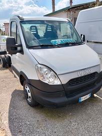 IVECO DAILY 35 C17  A TELAIO  . 4,5 MT   ANNO 2013