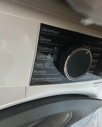 Lavatrice elevtrolux 9 kg Mod. EW8F294S x pezzi