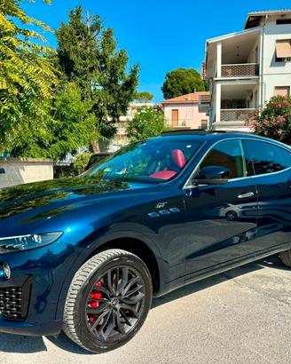 Maserati Levante 2.0 mhev GT 330cv auto